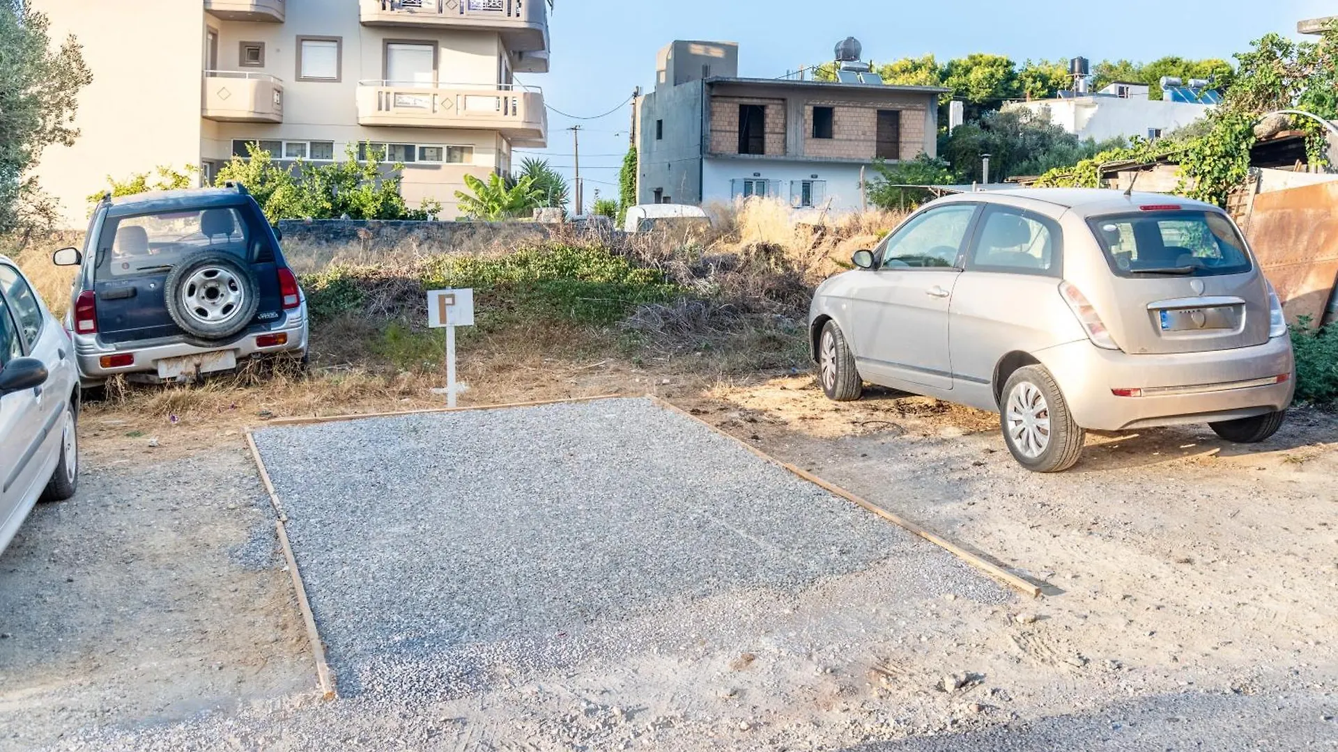 Stylish Apartment Near The Beach With Parking Gazi Ελλάδα