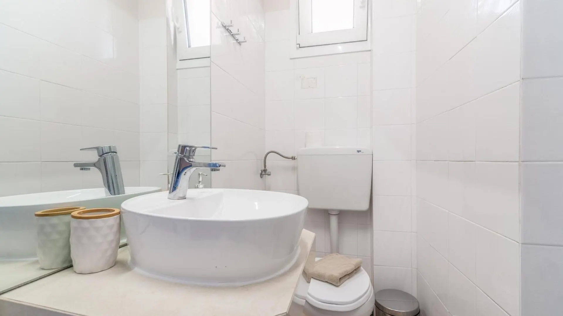 Stylish Apartment Near The Beach With Parking Gazi